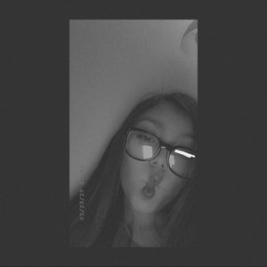 Meet your Posher, Kaitlyn